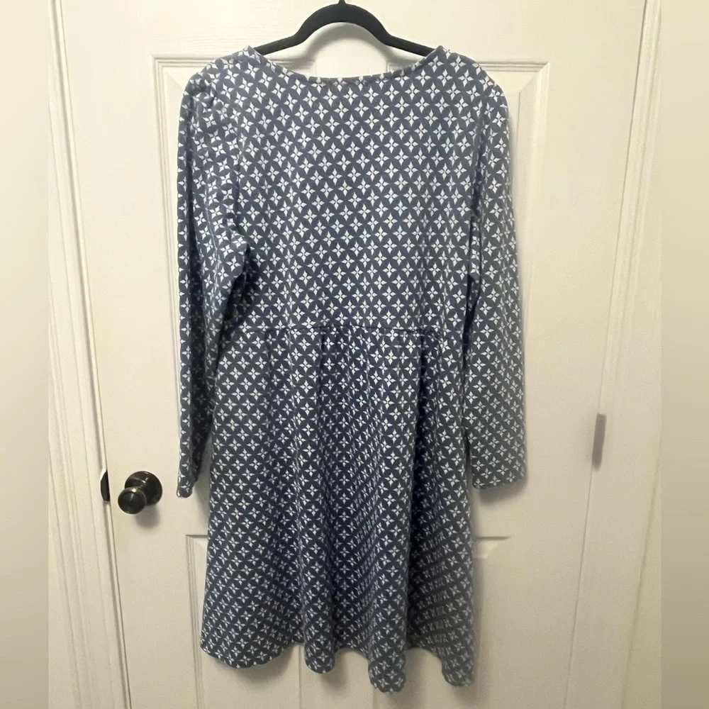 ❄️ Blue and White Piper & Scoot Dress - Picture 5 of 5